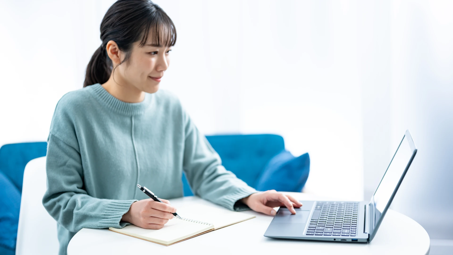 介護の資格は独学だけで取れる？正しい取得ルートを解説