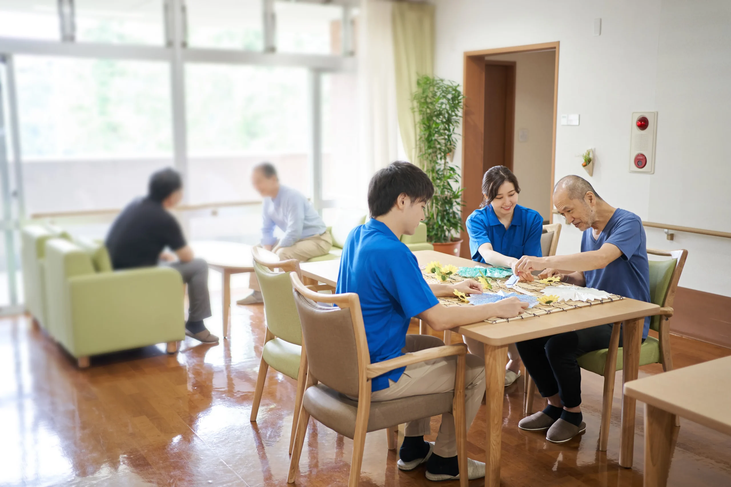 利用者様の顔と名前を一致させることが最優先